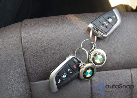 2016 BMW X5 xDrive35I z USA, uszkodzony, nr VIN 5UXKR0C56G0P28940